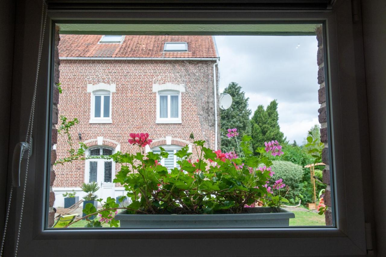 L'Heure Bleue Gites Et Chambres D'Hotes Givenchy-en-Gohelle Bagian luar foto